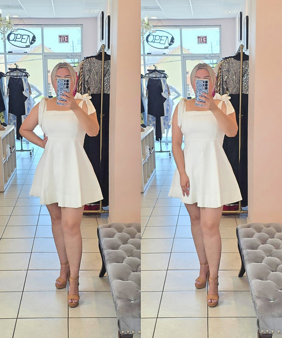 Betsy Bows Dress White